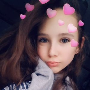 Meet your Posher, Avery